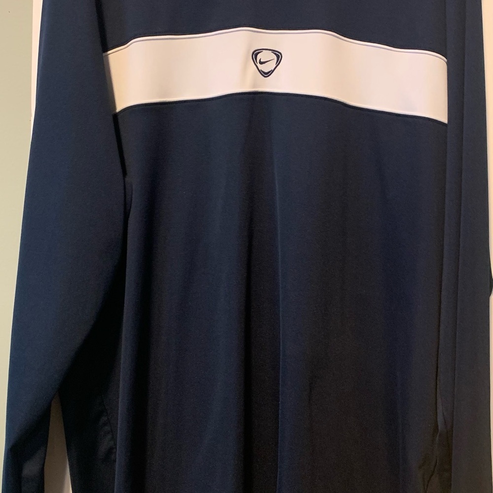 Nike men’s XXL long sleeve vintage soccer shirt classic navy blue and white EUC